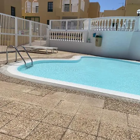 Διαμέρισμα Caleta Paraiso 110 *